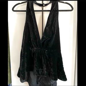 Sexy black express top!